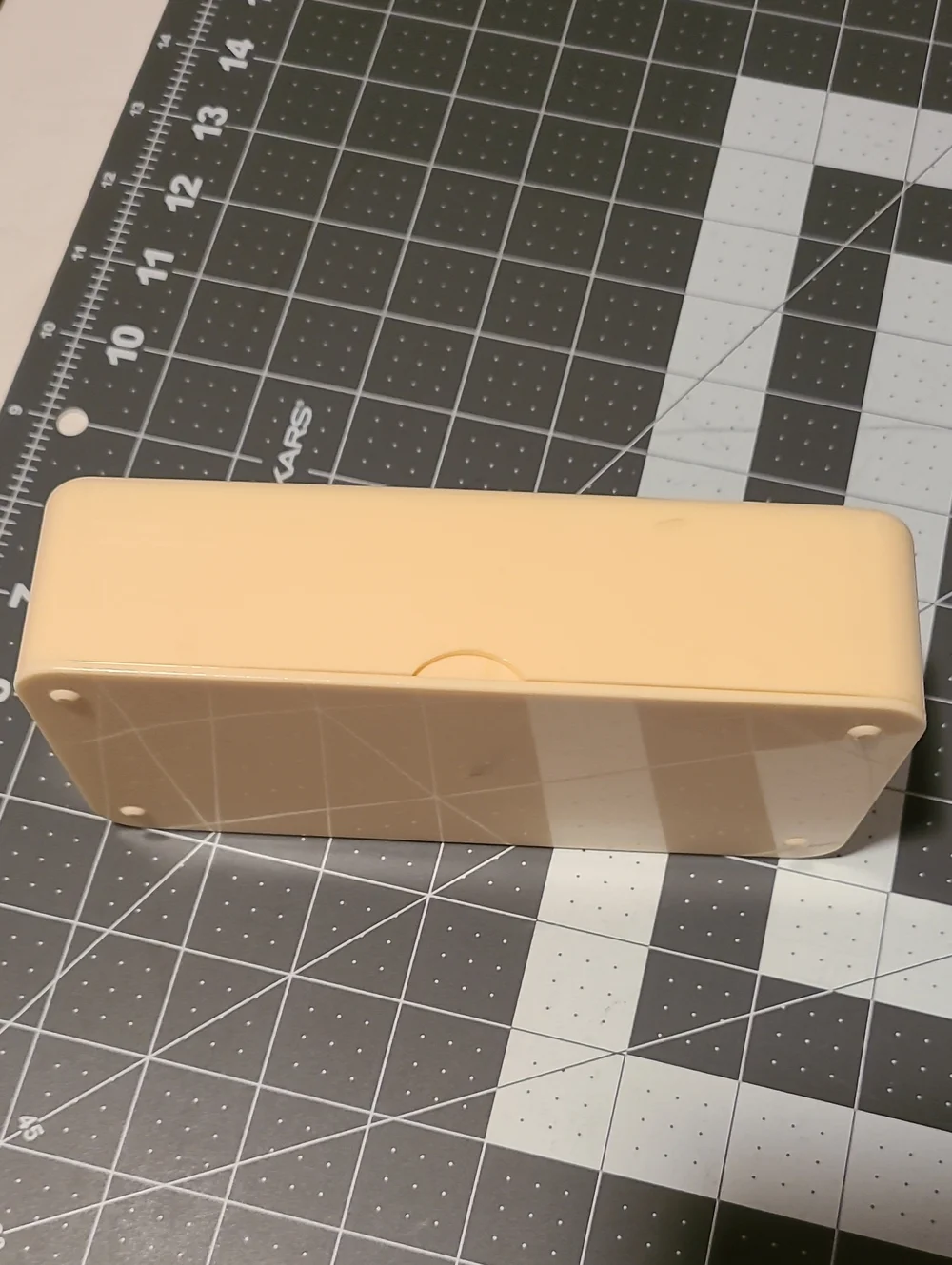 Vintage Deluxe Zigzag Attachment Box Container Plastic Cream Sewing Machine